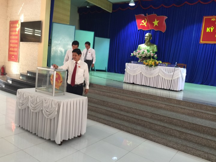 HĐND huyện Trảng Bàng tổ chức kỳ họp thứ 8 (Kỳ họp bất thường)